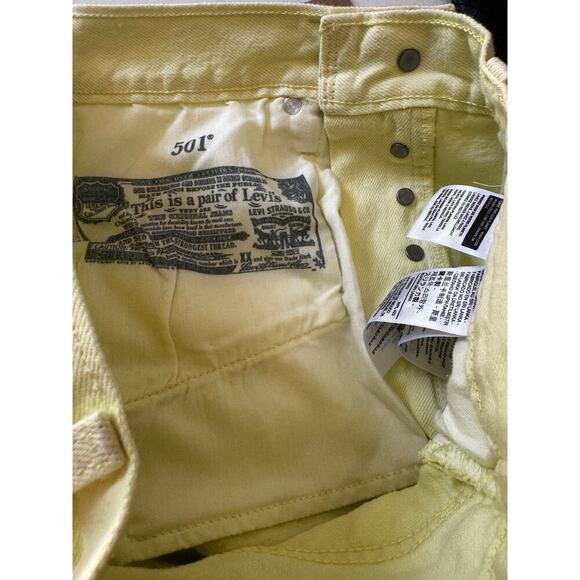 Levi’s 501 Butter Yellow Jean Shorts Size 27 - Picture 3 of 4